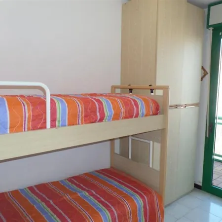 Flat With Large Balcony In ביביונה